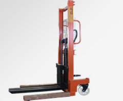 手動(dòng)液壓堆高車